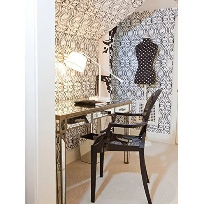 Chaises empilables en acrylique transparent