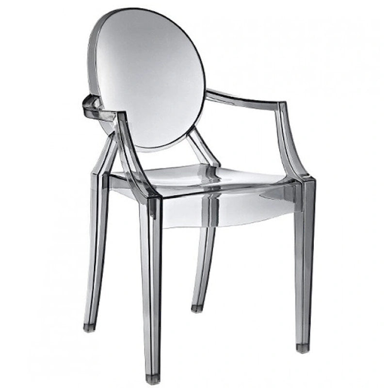 Chaises empilables en acrylique transparent