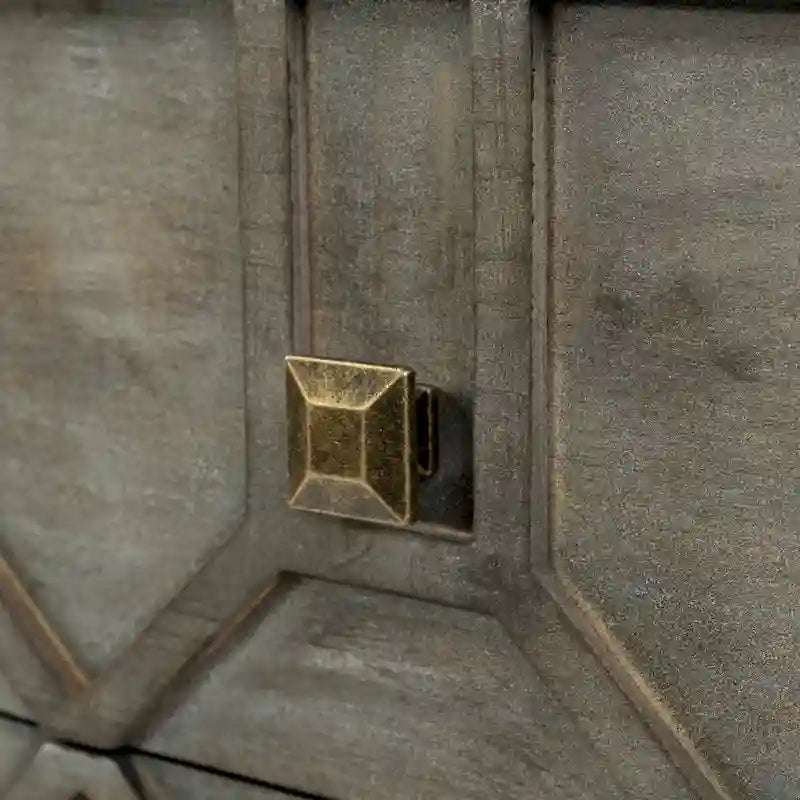 Placage de cèdre gris, cadre en métal doré, armoire latérale à neuf tiroirs
